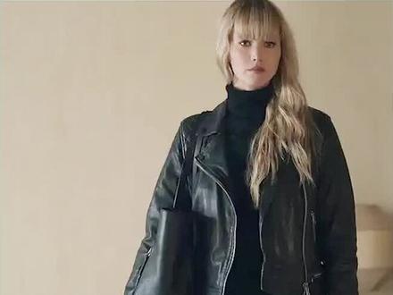 大表姐激情出演,电影:红雀