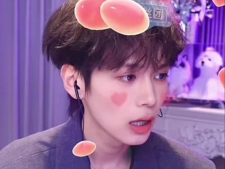 咱们家不惹事但也不怕事
网络终不是法外之地,自由绝不是为所欲为。@孙恩盛 #孙恩盛 #恩盛723 #孙恩盛被造谣职场恋情 #拒绝谣言 #孙恩盛剪辑比赛第三季