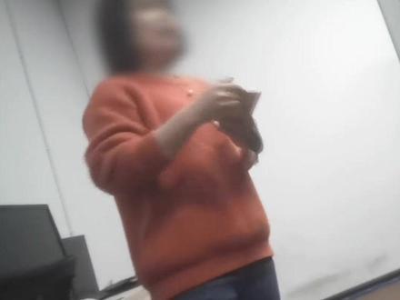 能够批量操作大量的手机,还不会有被监管的风险,主板机在网络灰产和网络黑产中热销。#315晚会