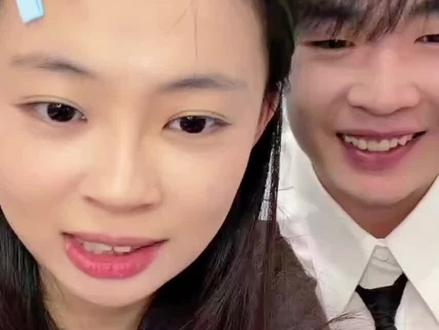 爸,你唱歌很好听的,好听的就算你今晚是这样的匿名嘉宾我也没法不爱惨了你!#王王队演唱会 #孙天宇#孙天宇夯爆了