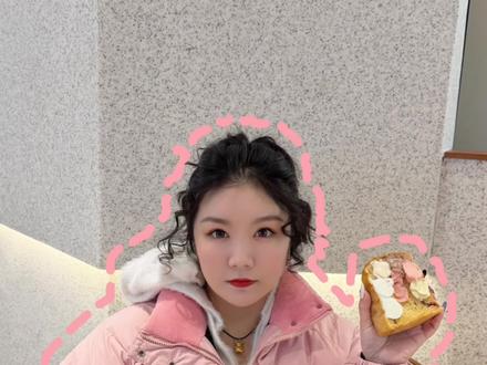 火遍全国的野人先生又开新店啦,那么大方的试吃我是真的不好意思不买,新店开业有19.9的口味双拼可以选~不是所有冰淇淋都叫做gelato,也不是所有冰淇淋都能拉丝.快来试试当天现做刚出锅的野人先生吧~#野人先生 #野人先生gelato #冰淇淋 #我的探店日记