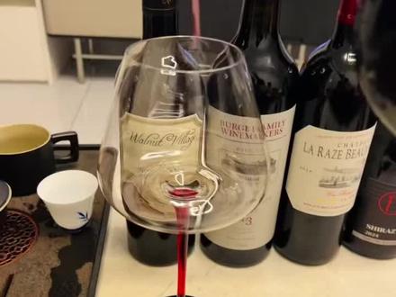 如果大家都幸福 那么这深夜的酒谁来喝