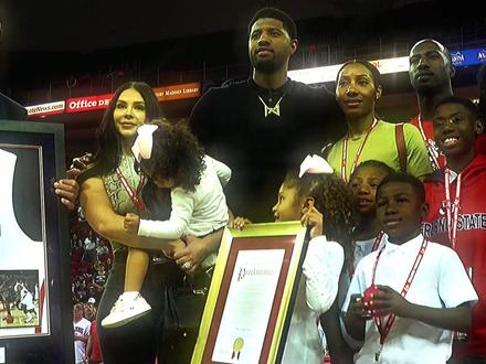 “你的球衣号码代表什么意思”
#保罗乔治