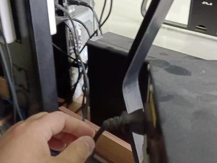 电脑开机滋滋响还有焦糊味一不注意问题就会很严重解决故障再使用#装机 #主机 #修电脑 #电脑 #电脑装机 #主板 #diy电脑 #机箱 #电脑主机 #组装电脑