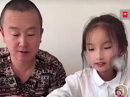 小朋友吃糖果的搞笑视频 小朋友宝宝都爱看的搞笑视频 小朋友都爱看#3到6岁儿童益智早教动画 #亲子互动 #奥特曼儿童动画片 #儿童视频 #儿童动画 吃糖果的小朋友搞笑视频