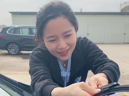 雨刮片怎么换?你学会了吗?#每天一个用车知识 #汽车好物 #宝马 #雨刮片