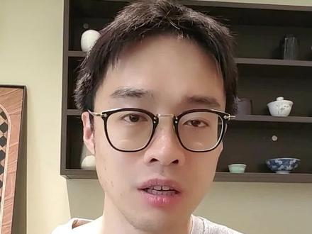 问界M9加长版,自研2.0T,如果对上迈巴赫你选谁? #问界M9#迈巴赫 #SUV #增程式电动车