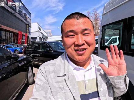 自驾旅行终于换新车了,再也不用担心车坏在国外了!#江铃福特全顺t8 #旅行推荐官 #旅行大玩家