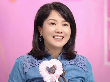 小金鱼不只是可以欣赏。我们可以观察它的特点进行构思,写一篇精美的作文,聪明的你,学会了吗?#小学语文 #教育