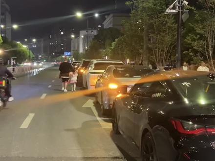杭州新晋顶流夜市—加贸停车场vlog
#寻味烟火气路边摊 #夜市爆火小吃 #萧山夜市 #杭州夜市 #永康美食