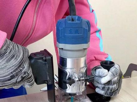 修边机辅助架,开槽,修边,倒角,一机多用!#修边机也可以这样用 #开槽必备 #修边神器 #铣刀 #开槽模具支架