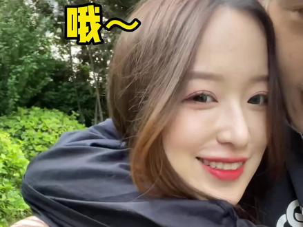 “保护花的方式不应该是不让她盛开”#情侣日常 #穿衣自由