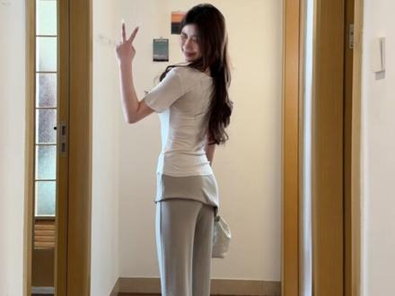 露思同款get!胯大屁股大的姐妹一定要试试!!上身很遮肉肉 面料垂感十足 #ootd穿搭 #今天穿什么 #一衣多搭 #韩系搭配 #早春穿搭