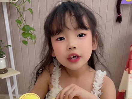 奶龙惊喜盲盒!#拆盲盒 #玩个很新的东西 #奶龙摆件手办