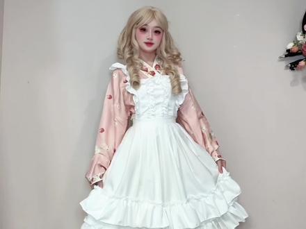 波浪罩裙教程来啦 小可爱们!
几十根的汉洋折衷 上身效果真的绝啦#汉洋折衷 #汉服安利 #lo裙安利