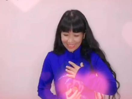 更多基础练声小视频,点击蓝色图标人人讲精品课小程序