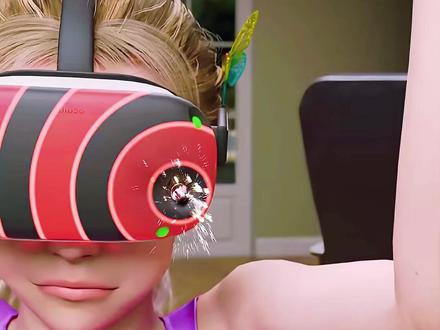 子弹射进屋内,VR眼镜竟救了她一命!#科普 #涨知识