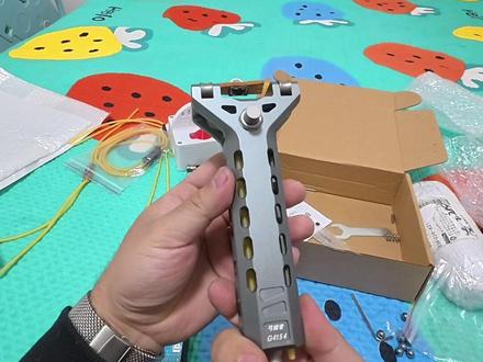 第一视角沉浸开箱,半自动装弹弓,弓械者G4,组装试玩。#弹弓 #男人简单的快乐 #户外 @孙大少年