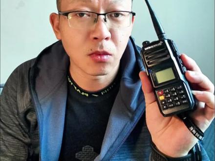 #户外 #徒步 #登山 关于户外包活的知识,又多了一个,其实每个地区都有很多志愿者常用的频段,欢迎大家留在评论区。