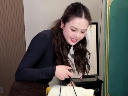 包越低调反而更好,姐妹两袋包各有特点 #奢侈品包包 #二手奢侈品 #二奢范姐 #包包 #西安二手奢侈品回收