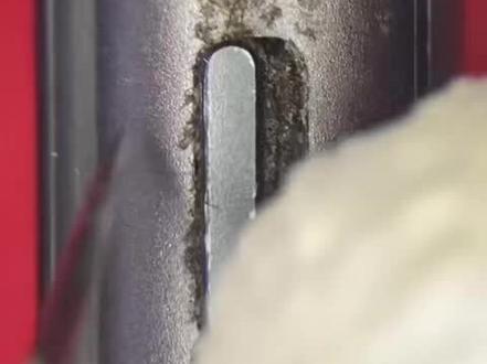 手机静音键失灵,这样处理#手机 #热门 #解压 #清理