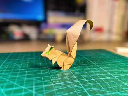 #折纸 #手工 #松鼠 松鼠折纸教程第二弹。