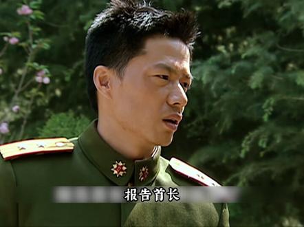 可惜你不当兵,不懂纠察递烟的含金量。 #士兵突击 #影视解说 #好剧推荐 #青年创作者成长计划