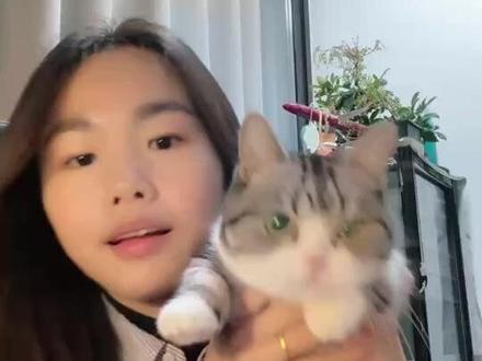 🔥白银最近又火了!很多投资者朋友在问到底还能不能买?其实除了直接买卖,很多“聪明人”还能通过场内外白银基金进行套利。这种“搬砖”策略,不靠猜涨跌也能获利,适合追求稳健的投资者。点开视频,2分钟学会基金套利!
🤔你觉得白银还能买吗?
邓云霞 S0260625080038 广发证券投资顾问
股市有风险,投资需谨慎,风险责任由购买者自行承担,本视频仅以投资者教育为目的,不作具体推荐。
#白银套利#白银基金#基金套利#白银投资#套利策略#白银交易#黄金套利#黄金投资#贵金属投资#期货套利#证券开户#佣金优惠#低佣金开户#股票开户#券商开户#金融市场#投资理财#理财小白#小白理财#投资入门#理财知识#投资教育#资产配置#财富管理#理财规划#套利机会#白银价格#黄金白银#贵金属套利#ETF套利#基金投资#投资技巧#理财干货#投资顾问#证券投资#投资策略#套利教学#白银期货#黄金基金#价差套利#理财学习#投资心得#赚钱技巧#金融知识#投资必看