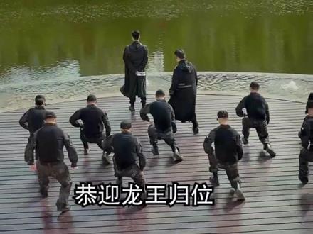 他来啦!他来啦!他带着斜嘴走来啦!
梗太密,没有小说底蕴的真还看不懂😎
📖炸裂退婚#小说 #沙雕日常 #发疯文学 #搞笑#男频小说