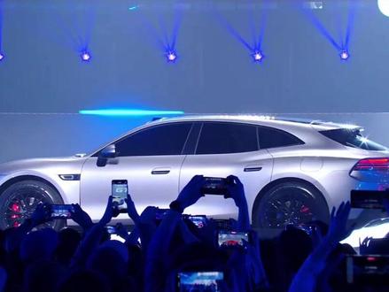 896线雷达+赤兔平台,华为广汽启境GT7首秀,这配置够顶吗?#华为 #启境GT7 #华为乾崑智驾 #ADS