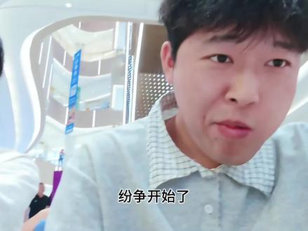 偷吃大赛。队友不给力,如何破局个人打法思路教学,全局无剪辑。 没有回应的热情,也该适可而止了。#热门 #偷吃大赛 #全局解说
