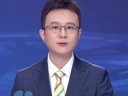 豆包新增付费订阅,标准版连续包月每月68元 加强版200元 专业版500元,豆包回应:始终提供免费服务#大象主播说 @胡尔柯察金
