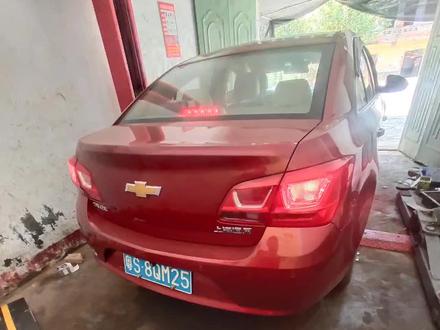 雪佛兰科鲁兹,更换前雾灯一个,完美解决问题,祝老铁用车愉快,汽车保养与维修,修车小伙。