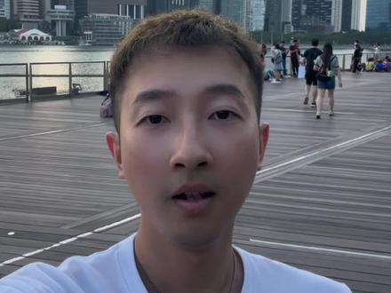 来新加坡怎能不来一场畅快的购物之旅呢!#Visa #Visa芯片感应卡 #Visa一拍即付 #新加坡阿泽