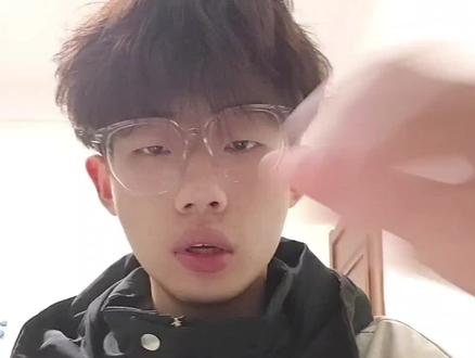 高二高三只需要寒假重点弄这两个专题,真的,别想着啥都学,你们这样反而啥狗屁都学不到,你们信我的,把一数老师讲的所有结论还有题都自己总结到笔记本上,开学你们这两个专题还学的差,取关我#学习#数学#寒假