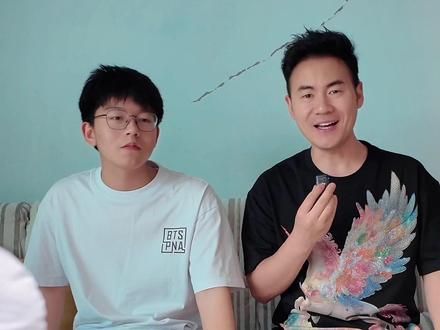 我儿子说对我演唱会很有信心 这让我很有动力做好这演出会了,为了二十年的追梦努力奋斗加油!你们会来吗?#马健南#演唱会#追梦#体谅