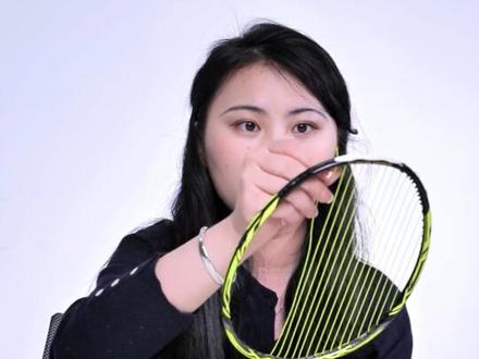 羽毛球拍断线不会穿线的看过来,只要一卷羽毛球线自己也能修复好,方法简单,不会的多看几遍视频就会了#羽毛球线 #羽毛球线选择 #羽毛球线断了怎么办 #羽毛球线上教学 #羽毛球线怎么选 #羽毛球线断了 #羽毛球线断了怎么修复 #羽毛球拍穿线师 #羽毛球拍穿线价格 #羽毛球拍穿线法 #羽毛球拍穿线教程 #羽毛球拍穿线过程 #羽毛球线路 #羽毛球线选择 #球拍修复 #羽毛球线的特点 #羽毛球线断了怎么修复 #羽毛球拍修复 #羽毛球穿线服务 #羽毛球拉线 #羽毛球拉线磅数 #羽毛球拉线机器 #羽毛球拉线机器#穿线方法 #抖音好物推荐给你 #抖音好物节分享 #抖音上热门dou上热门 #抖音优品 hx