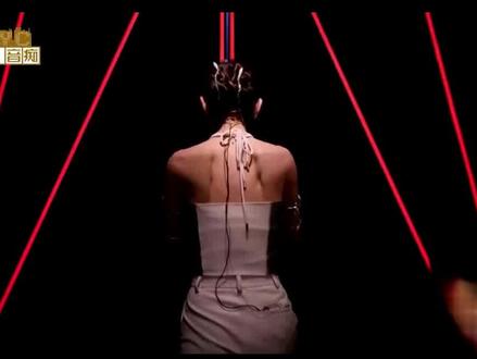 《好声音》彻底废了!学员唱跳《白蛇》被网友疯狂吐槽折磨想抓狂 #好声音2023 #周恩洋演唱白蛇 #太尴尬了