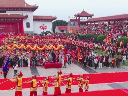 2026年刘涛赴湄洲岛参与妈祖诞辰1066周年活动 2026年5月8日【三月廿二晚】参加守夜庆诞辰活动,5月9日(农历三月廿三)出席春祭妈祖大典#刘涛 #天下妈祖回娘家 #妈祖诞辰 #妈祖文化#探乡客