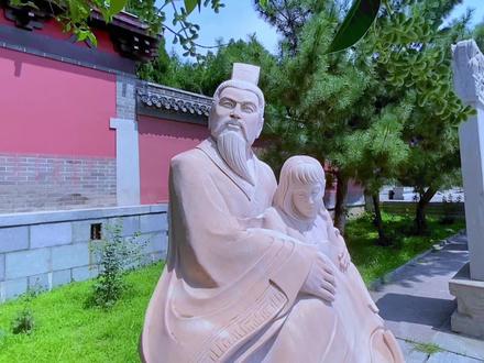 他是思想家,教育家,一代圣贤,却靠着一场艳遇、才名扬天下#柳下惠 #和圣园 #历史人物故事 #自驾景点打卡