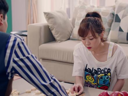 象棋是这样玩的吗?#爱情公寓 #灵魂画手 #吕子乔 #陈美嘉