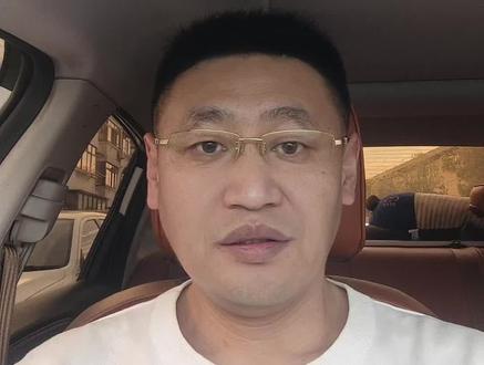 #丧偶 #丧偶之痛
丧偶之痛无人能懂!