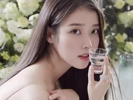 热度永远不降的IU,她是如何做到的?#iu #iu李知恩 #李知恩