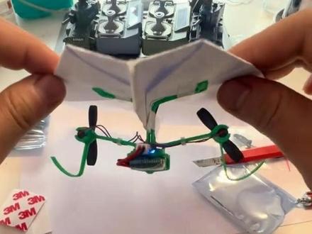 新款遥控纸飞机测评!动力太猛了,童年的纸飞机变身“战斗机” #无人机#飞机#玩具#航模 #男人玩具