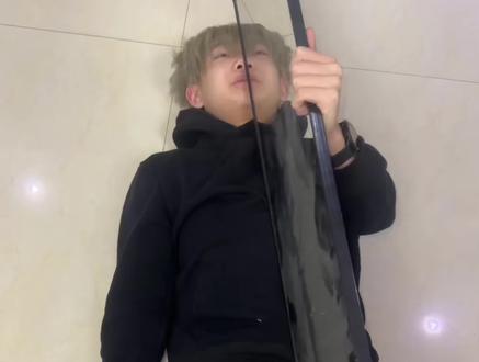 姐姐平时都画这么浓的妆吗 #阿仁 #高泰明