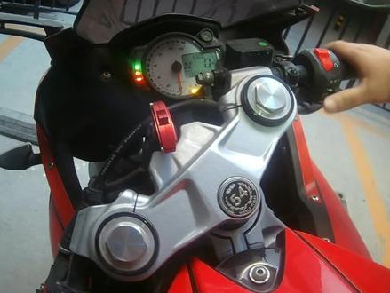 #阿普利亚gpr150 #机车养护 #爱机车爱生活 #撸车日常 #第一视角 GPR原厂电瓶经常性罢工,换个新电瓶完美启动