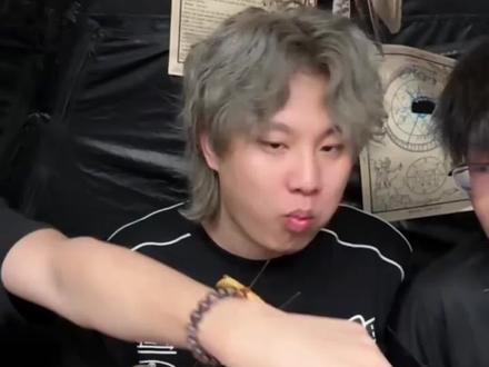 #正能量 #汤归海 #许二木 许二木下架作品《奇怪的爸妈》