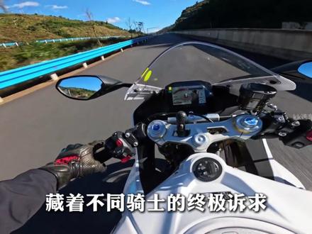 张雪500RR vs 赛500ES,该翻谁的牌? #张雪500rr #赛500es #机车