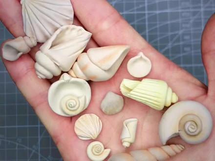 超轻粘土-7种贝壳教程
贝壳教程来咯~请收下>ʒ<~我用的颜色比较接近实物,伙伴们用色可以大胆一些的哈!咱再来讨论讨论,粘土贝壳可以用来做什么?#粘土手工 #抖音520宠爱季 #超轻粘土 #手工diy #粘土教程 #贝壳 #阿七同学 #涨知识 #抖音小助手