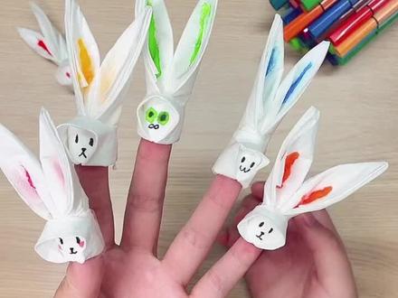 #折纸教程 #一起做手工 #折纸 #亲子手工 #创意手工 一张抽纸就能做的可爱小兔兔,轻松省下玩具钱